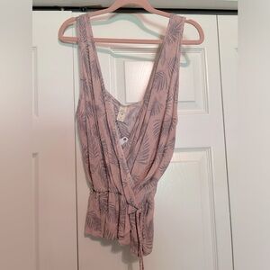 Lazy Sundays sleeveless top, never worn, large